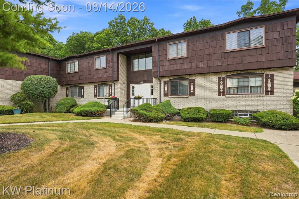 29990 Wildbrook Dr, Property Photo 1