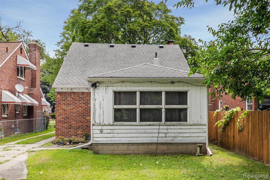 16719 Prevost Street Property Photo 23