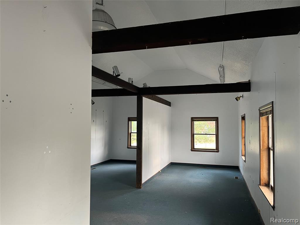 320 E Grand Blanc Road Road Property Photo 5