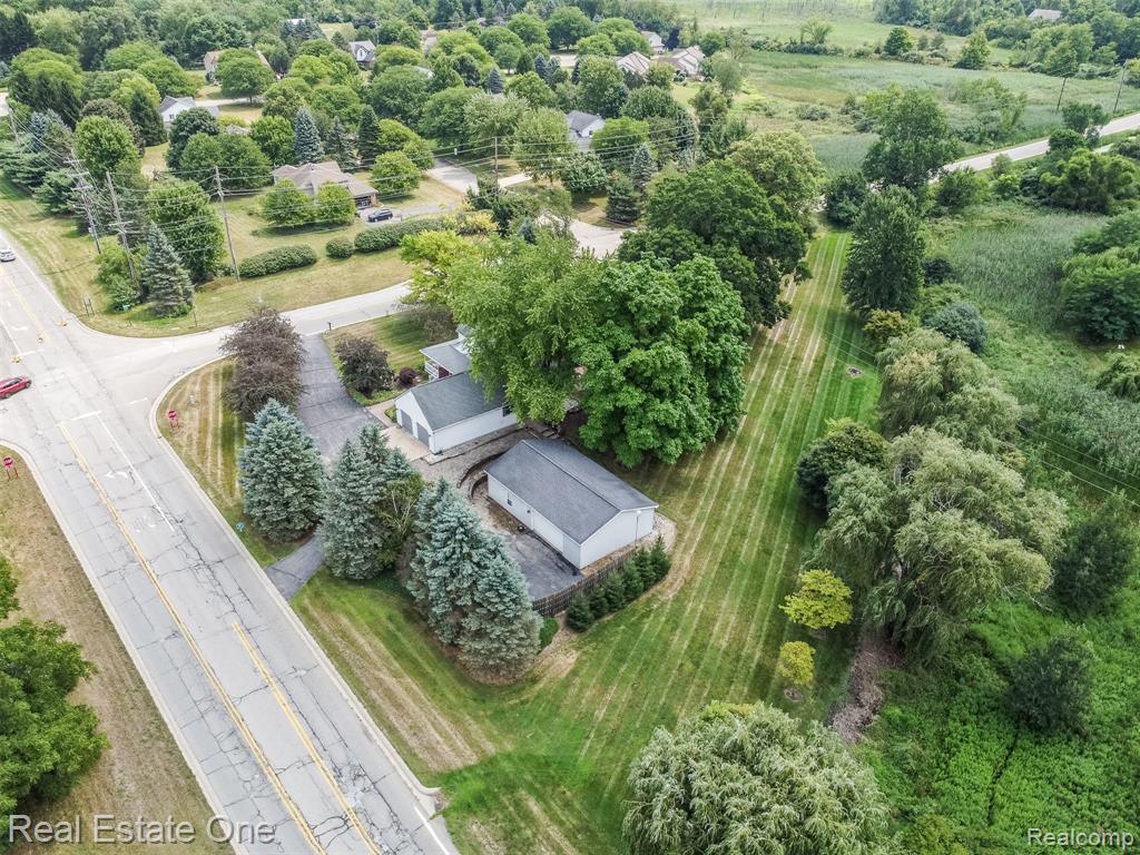 11030 Marshall Road Property Photo 7
