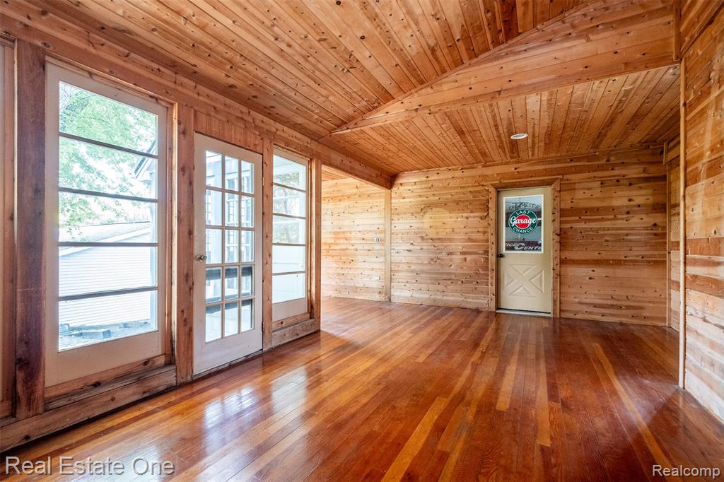 11030 Marshall Road Property Photo 32