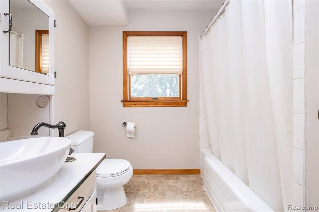 11030 Marshall Road Property Photo 40