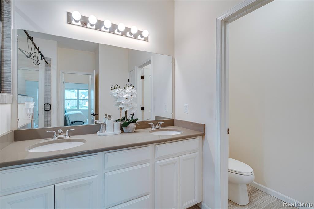 343 Amelia Circle Property Photo 40