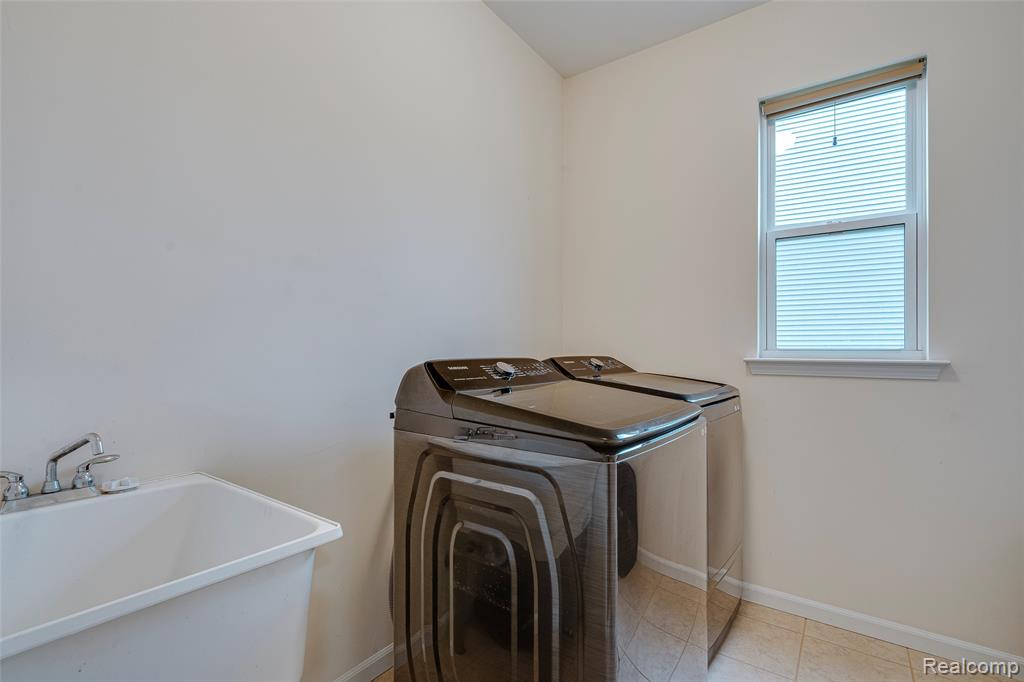 343 Amelia Circle Property Photo 65