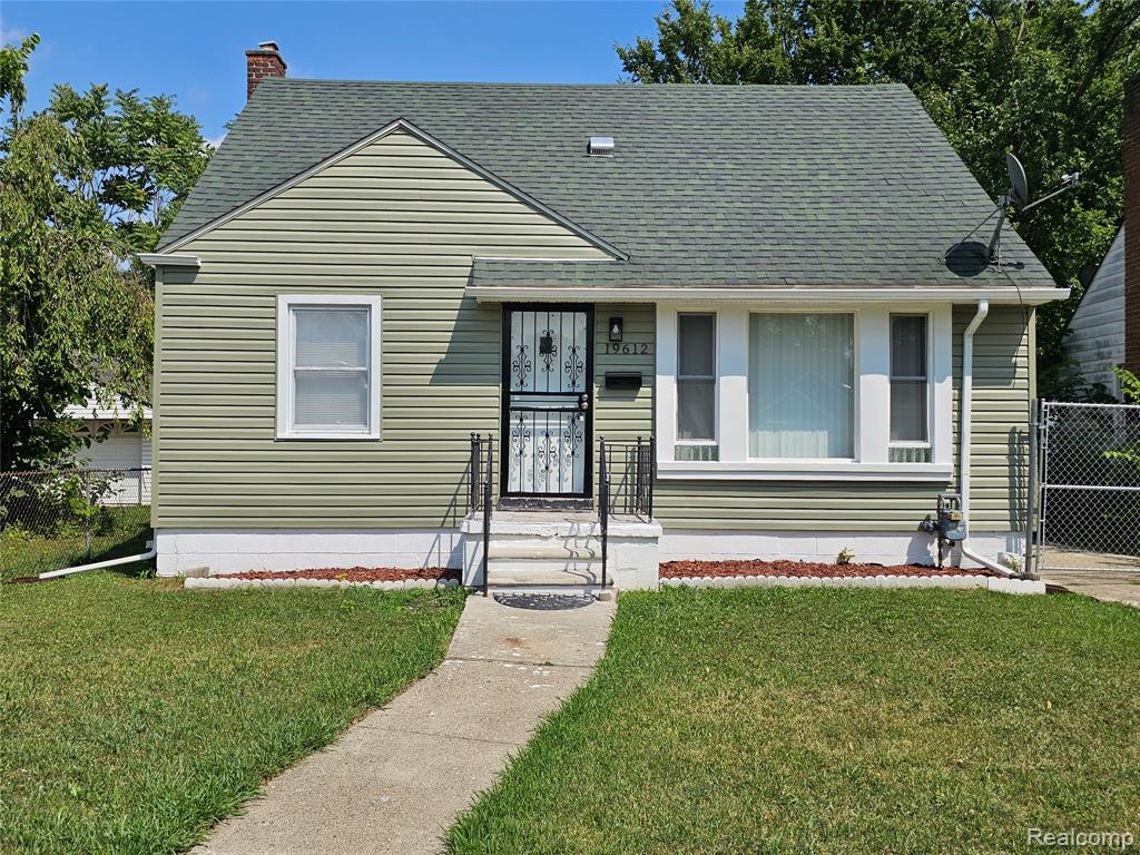 19612 Fenelon Street Property Photo 1