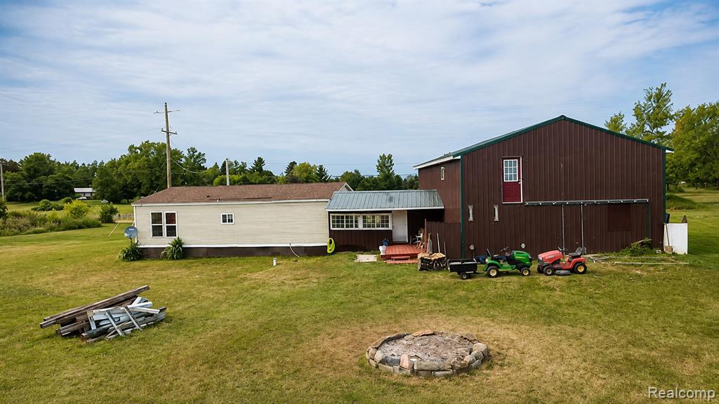 1010 Mcconnell Highway Property Photo 3