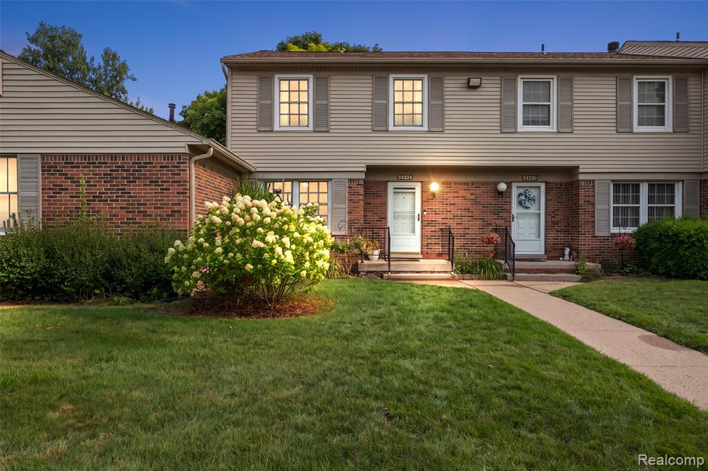 24224 Bashian Drive Property Photo 1