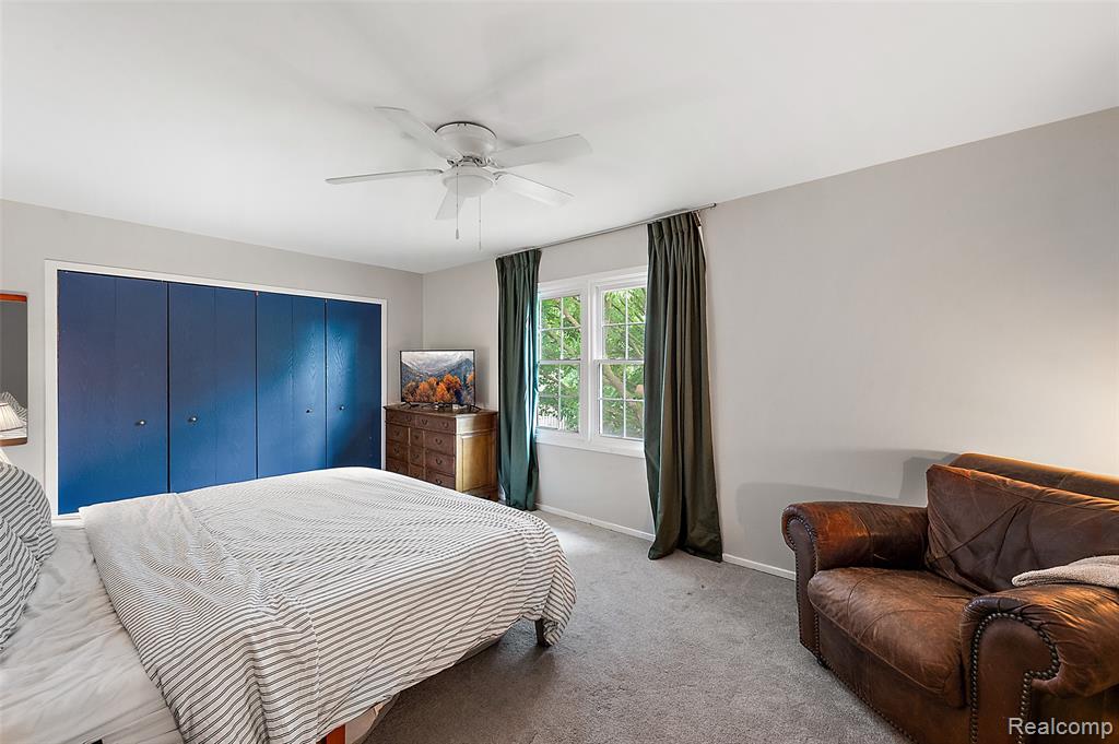 24224 Bashian Drive Property Photo 15