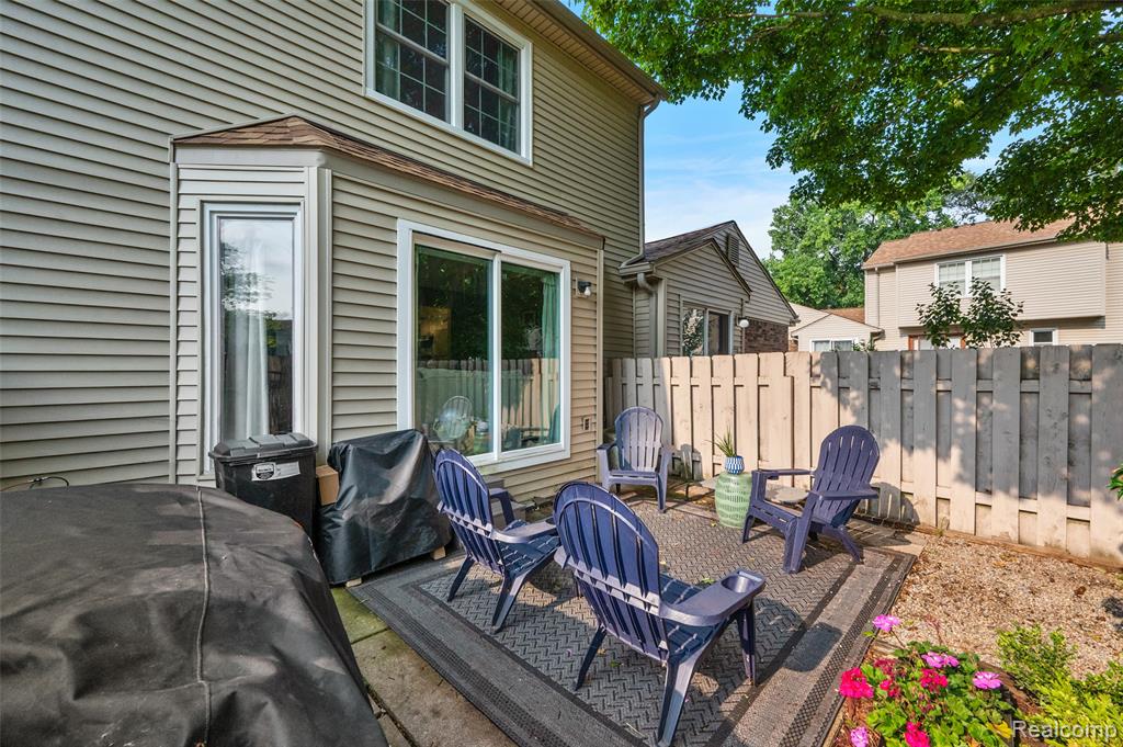 24224 Bashian Drive Property Photo 27