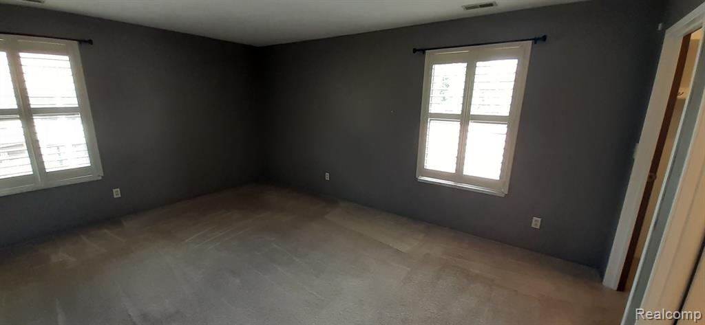 61210 Greenwood Drive Property Photo 10