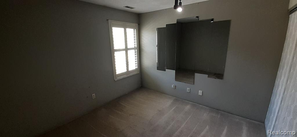 61210 Greenwood Drive Property Photo 14
