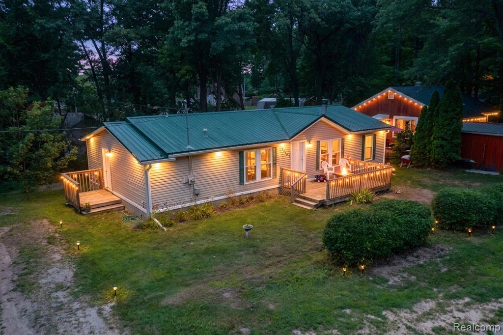 1325 Hillside Drive Property Photo 1