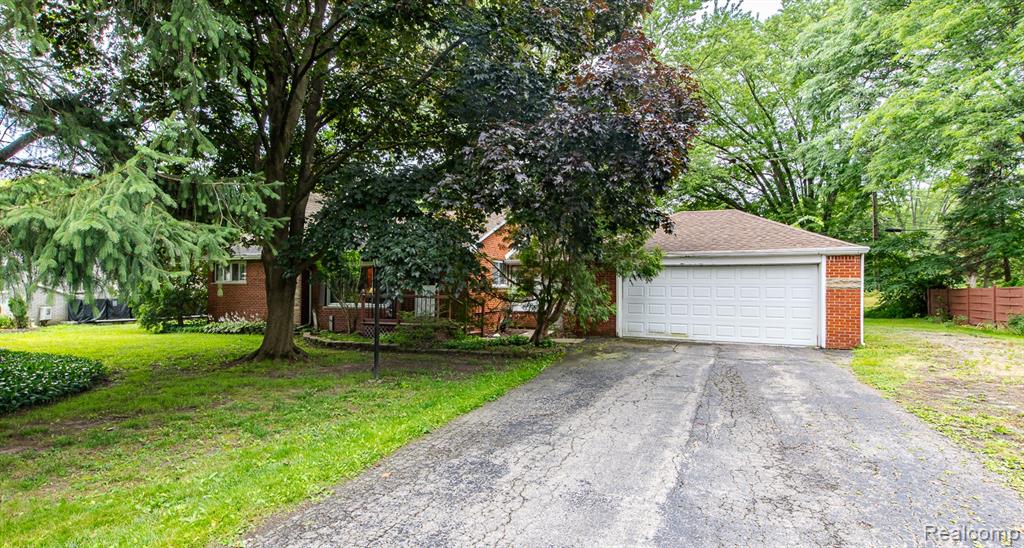 5511 Wright Drive Property Photo 1