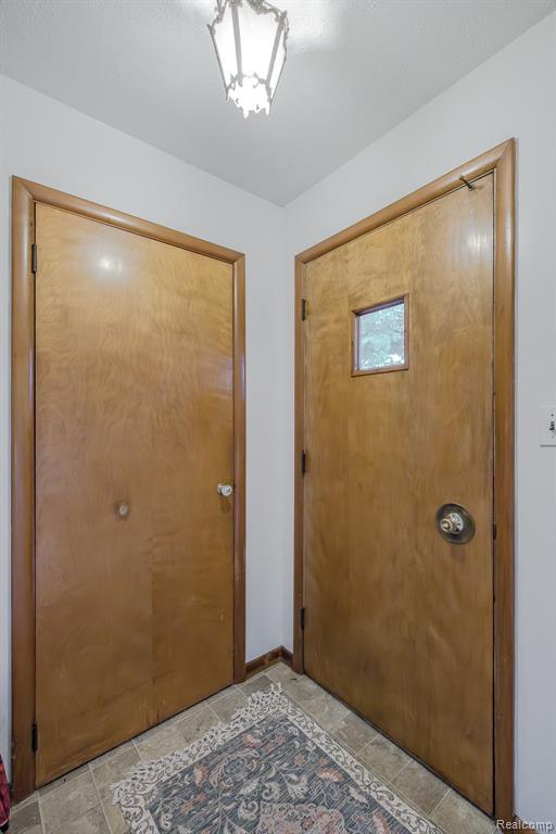 5511 Wright Drive Property Photo 6