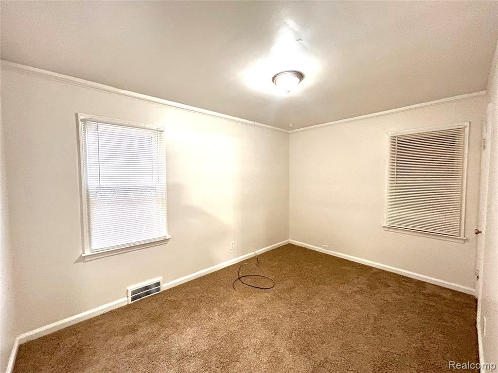 61019964 Property Photo 17