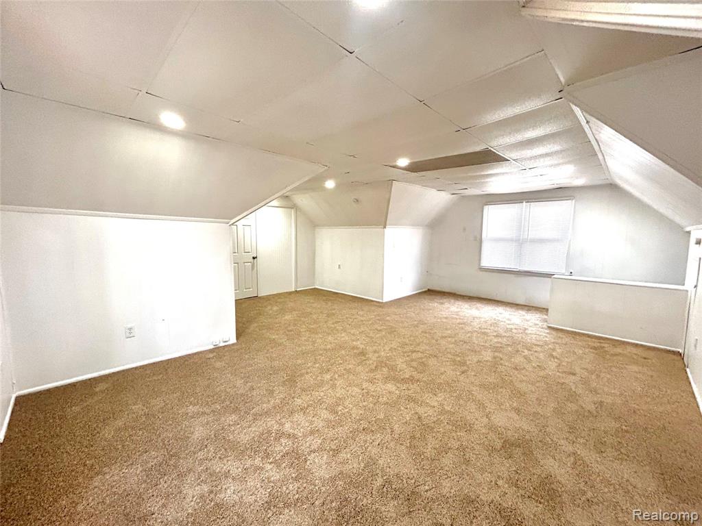 61019964 Property Photo 22