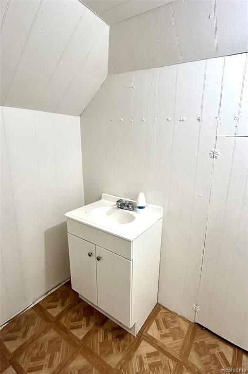61019964 Property Photo 24