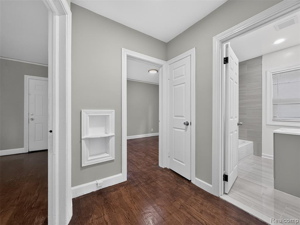 4067 Kendall Street Property Photo 12