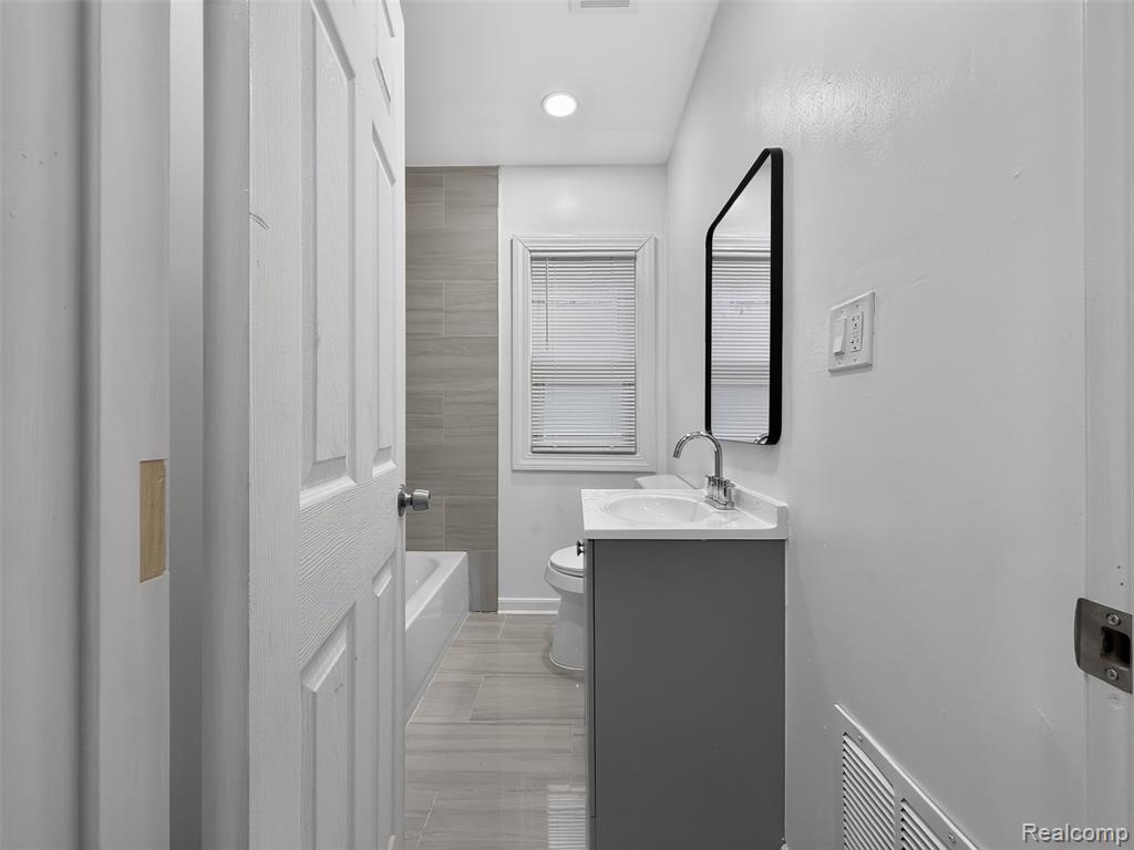 4067 Kendall Street Property Photo 13