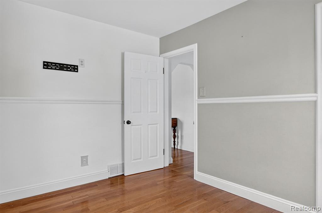 6800 Jackson Property Photo 20