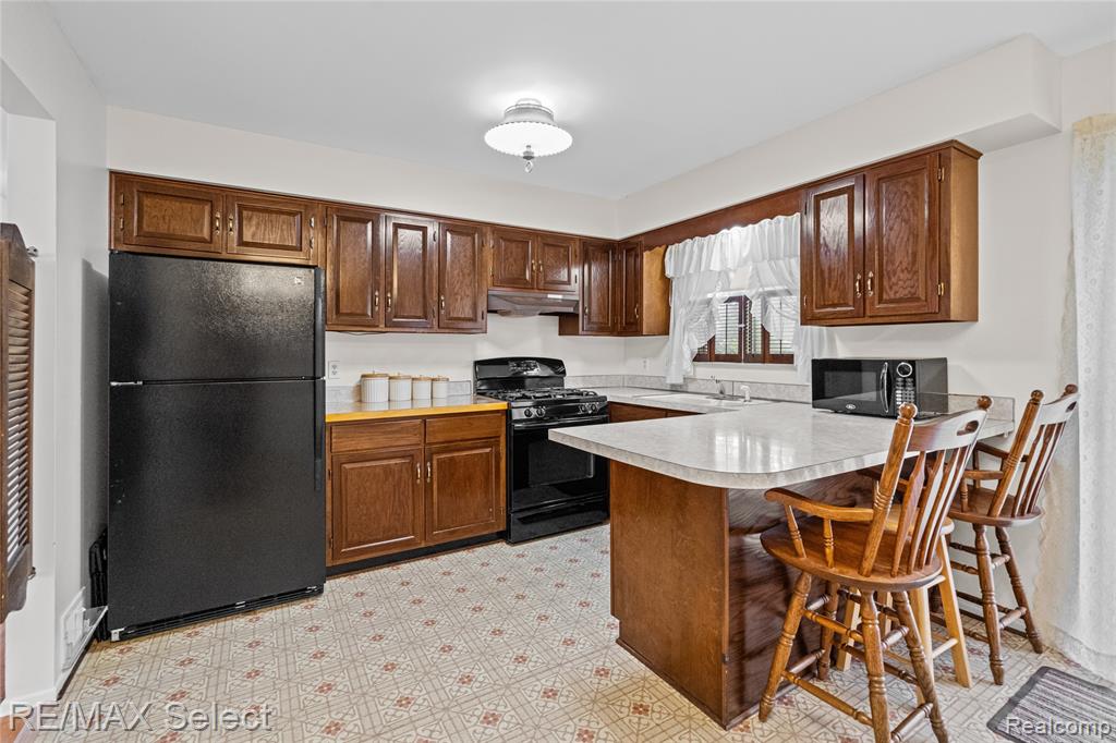 5184 Worchester Drive Property Photo 3