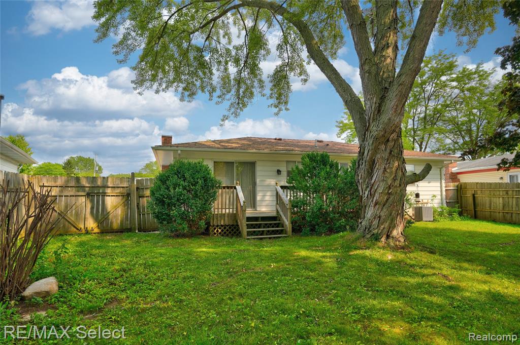 5184 Worchester Drive Property Photo 21