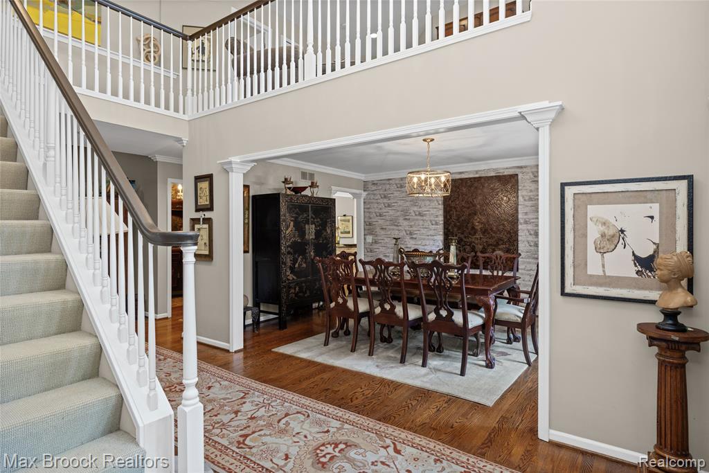 7398 Autumn Hill Drive Property Photo 9