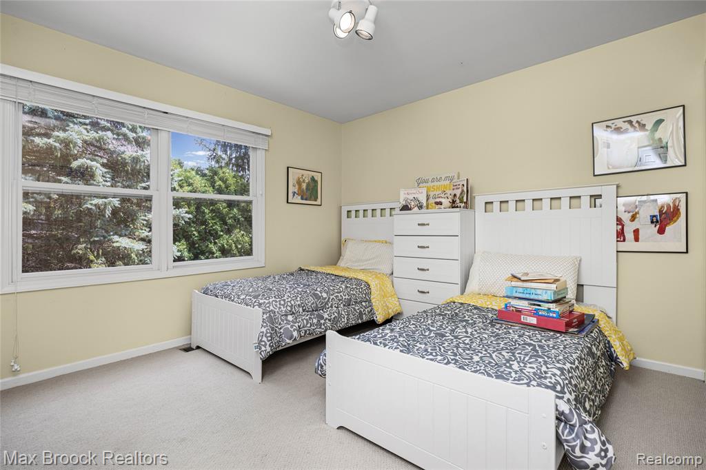 7398 Autumn Hill Drive Property Photo 47