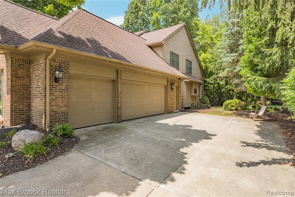 7398 Autumn Hill Drive Property Photo 59