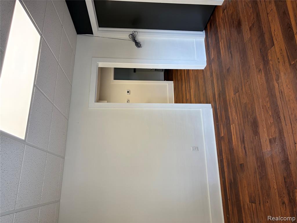 815 N Main Street Property Photo 6