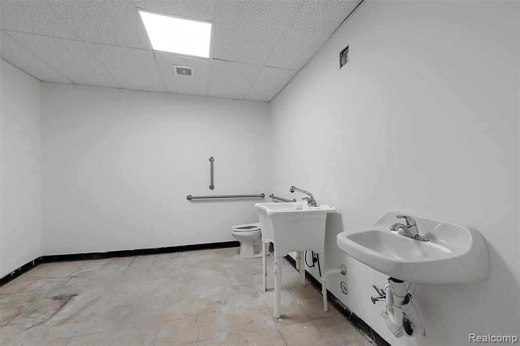 3805 E Mcnichols Road Property Photo 19