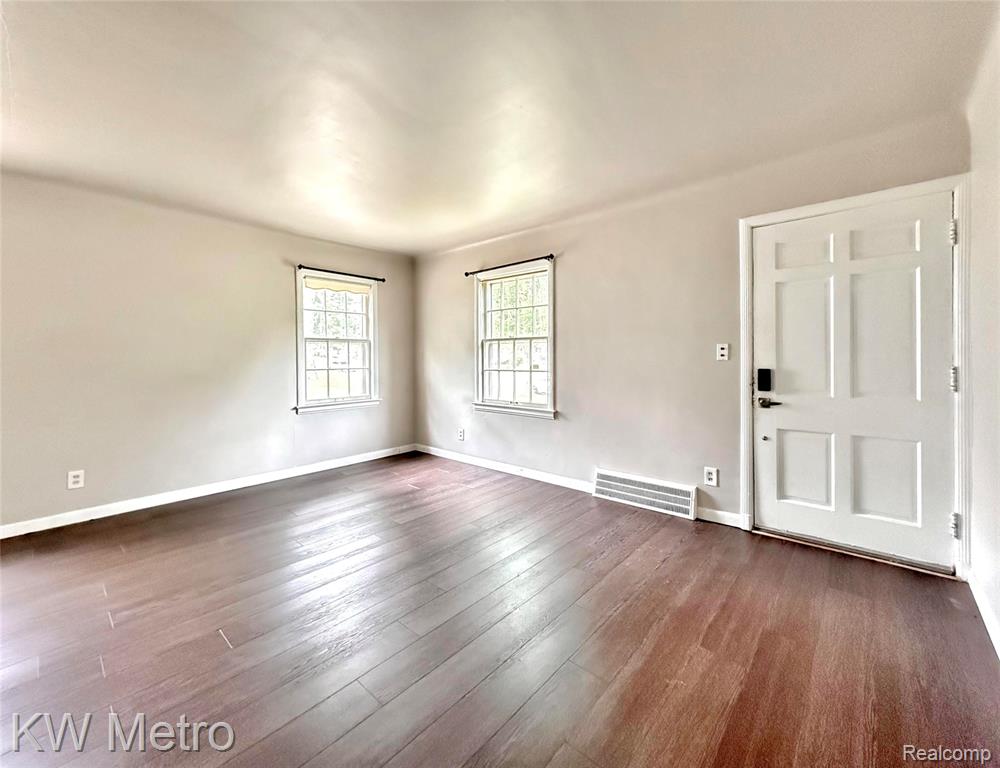 1305 Collegewood Street Property Photo 22