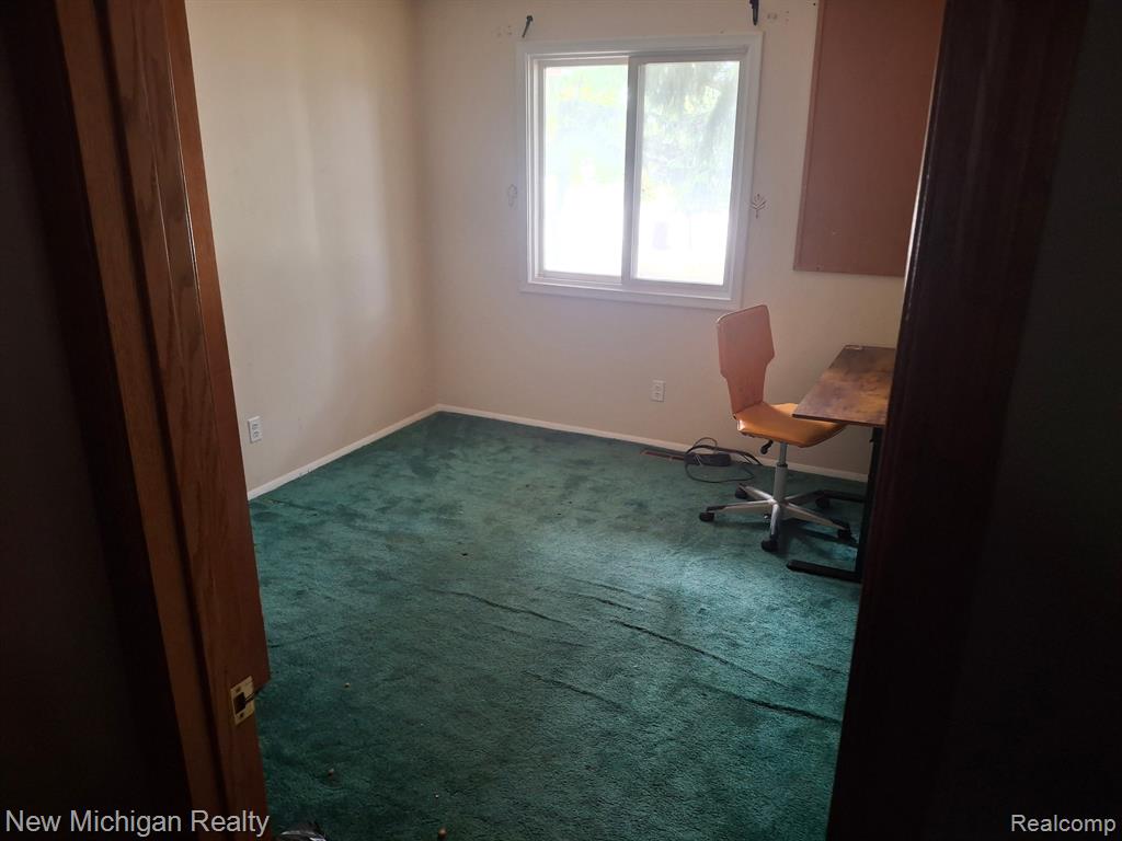 2433 Willow Street Property Photo 10