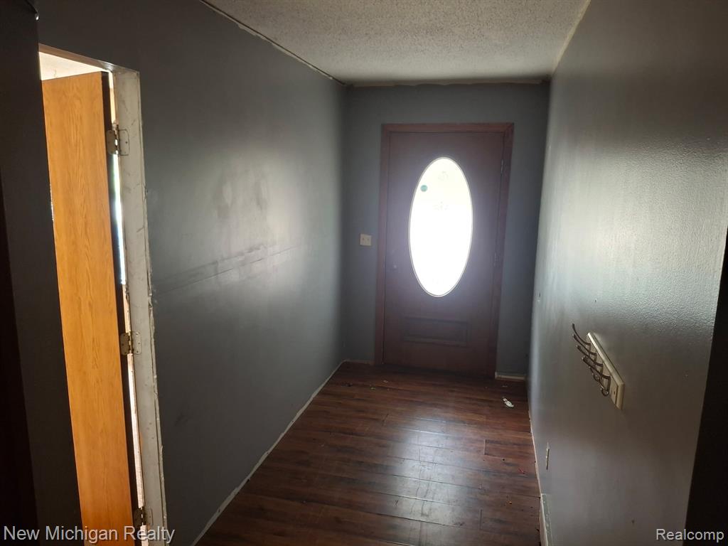 2433 Willow Street Property Photo 24