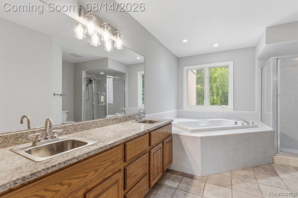 3326 Shorewood Avenue Property Photo 8