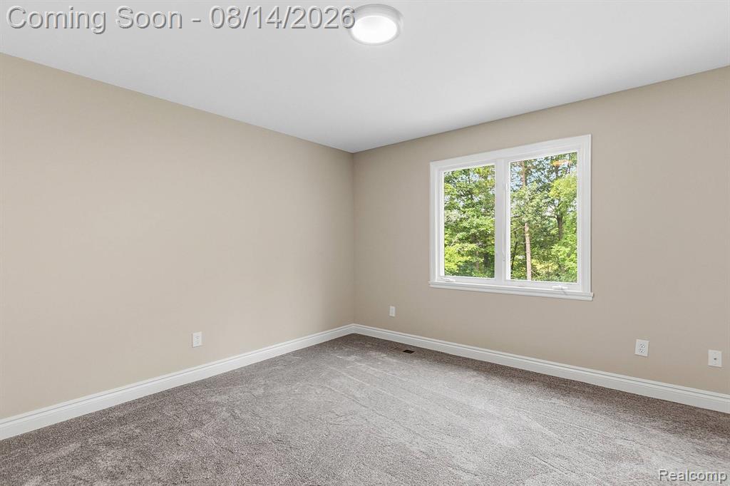 3326 Shorewood Avenue Property Photo 18