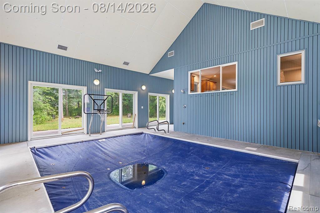 3326 Shorewood Avenue Property Photo 24