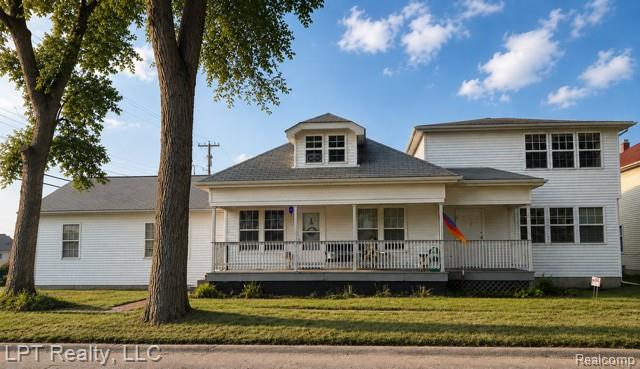 33 E Bernhard Unit #2 Property Photo 2