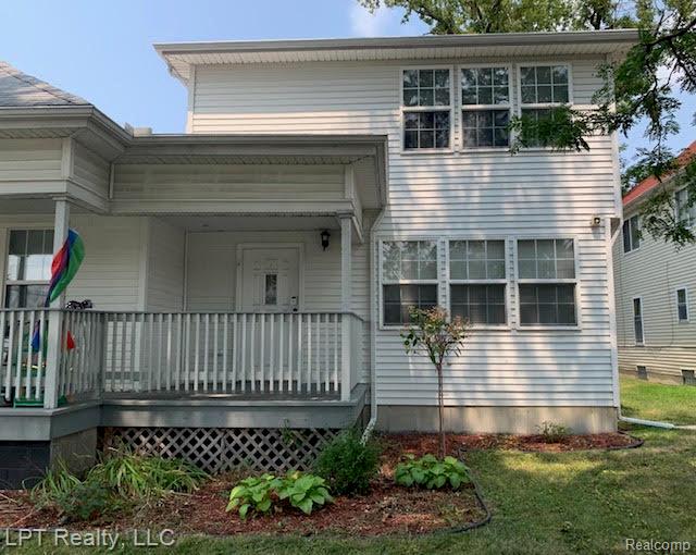 33 E Bernhard Unit #2 Property Photo 3