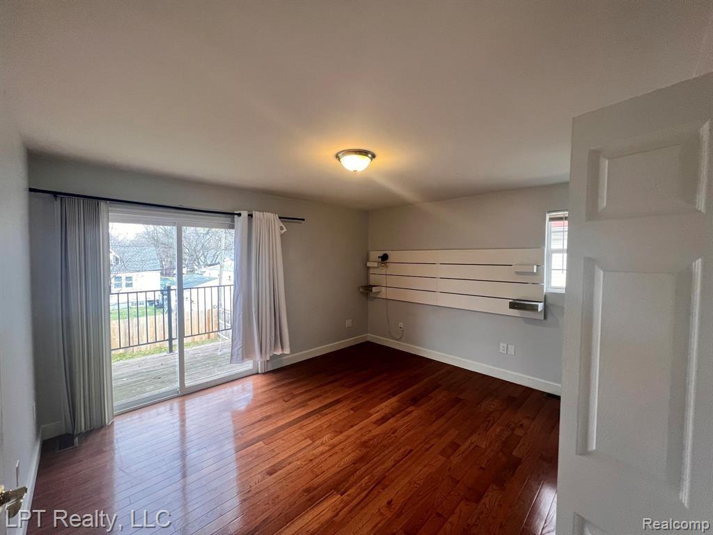 33 E Bernhard Unit #2 Property Photo 9