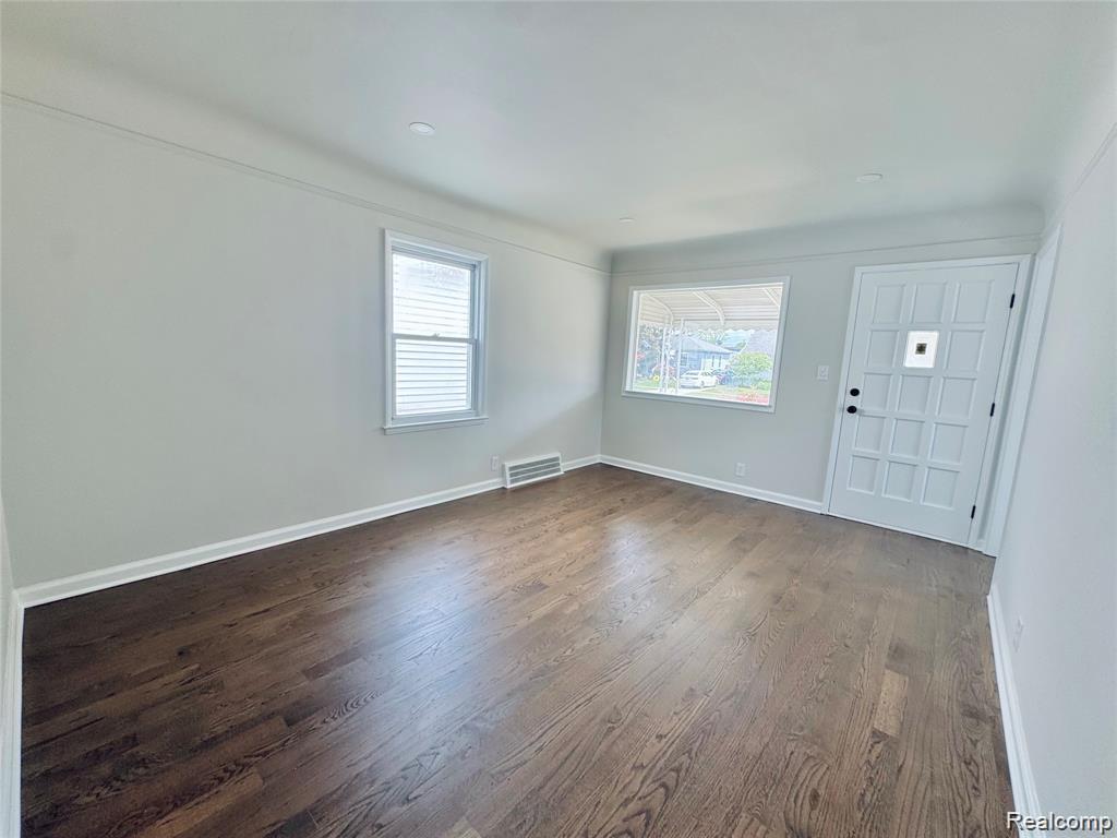 12796 Pullman Street Property Photo 3