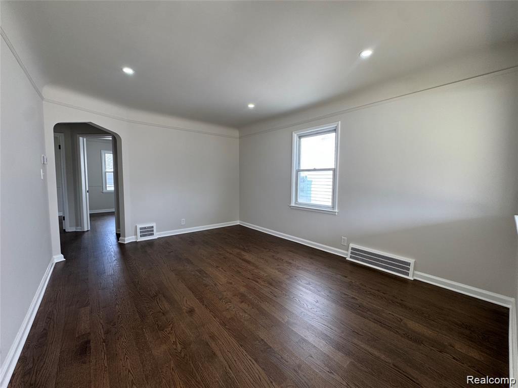 12796 Pullman Street Property Photo 4