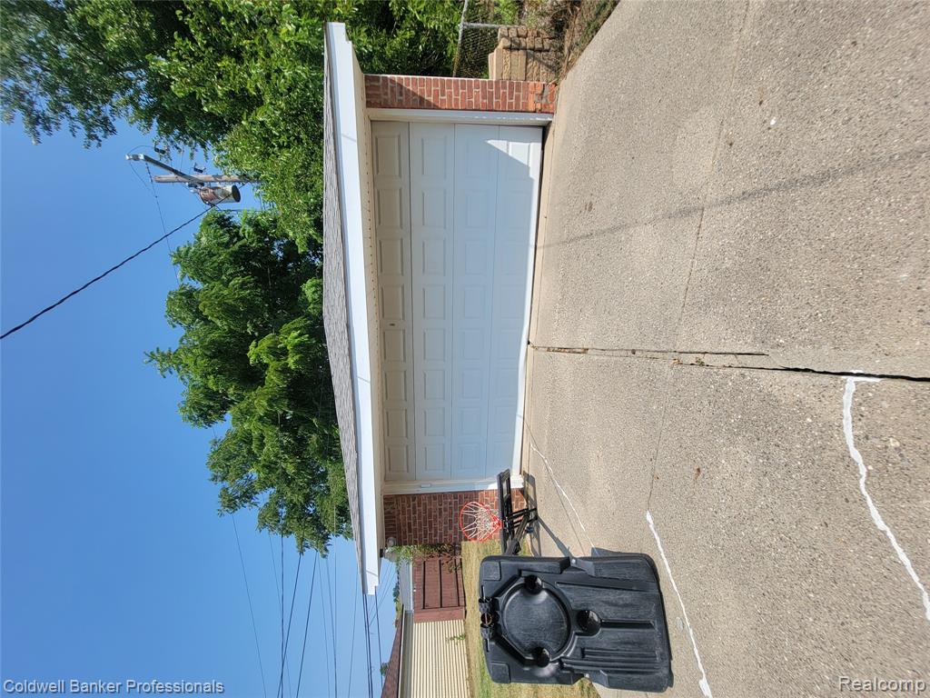 29718 Julius Boulevard Property Photo 34