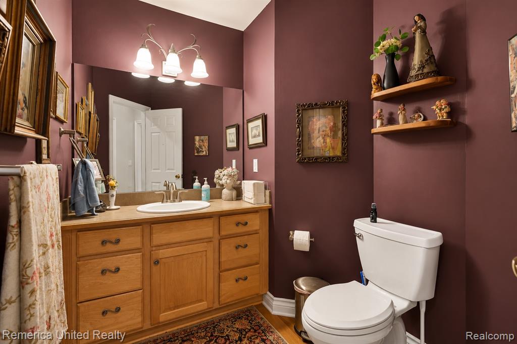 3099 Beach Lake Drive Property Photo 19