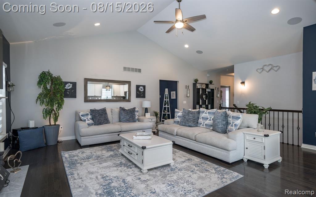 59362 Deer Haven Drive Property Photo 13