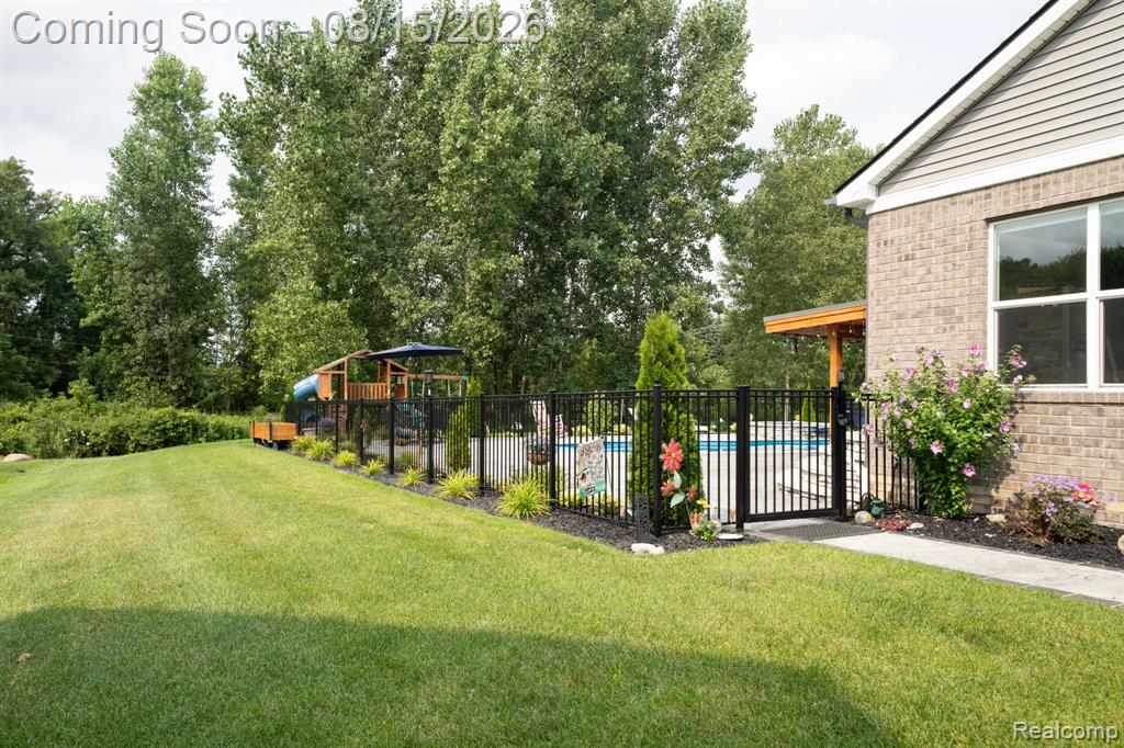 59362 Deer Haven Drive Property Photo 42