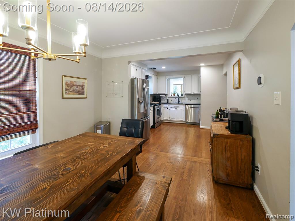 657 Hawthorne Road Property Photo 6