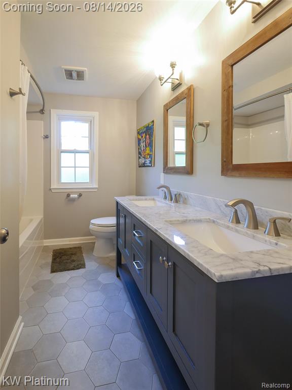 657 Hawthorne Road Property Photo 16