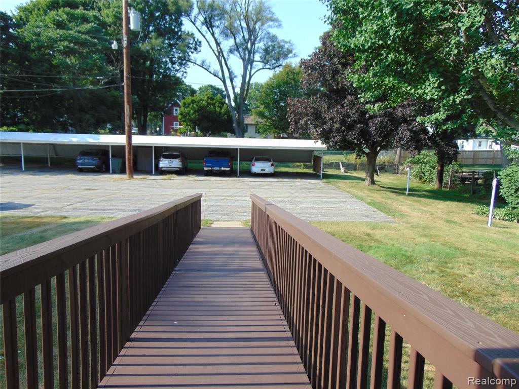 120 Weston Street Property Photo 10
