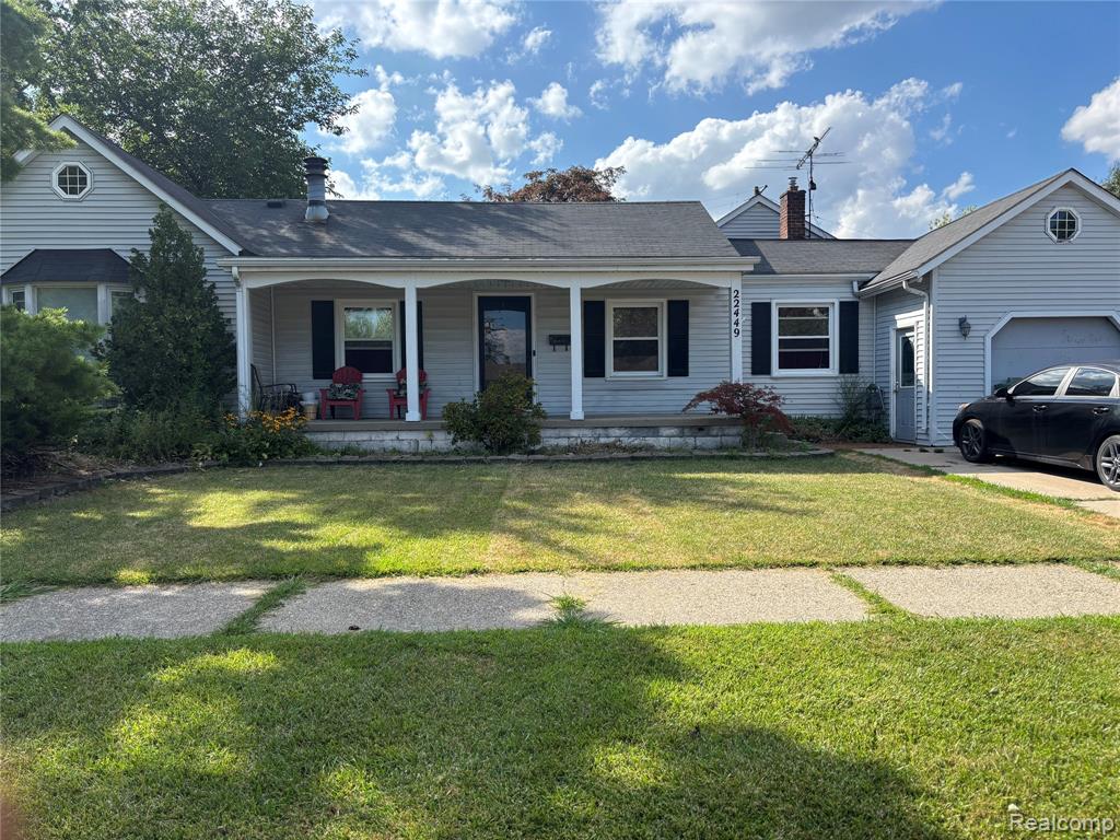 22449 Marine Avenue Property Photo 1